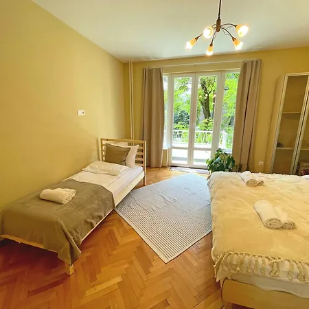 Apartment Bohemian Bright & Calm 2br - Center - Private Balcony Sofia